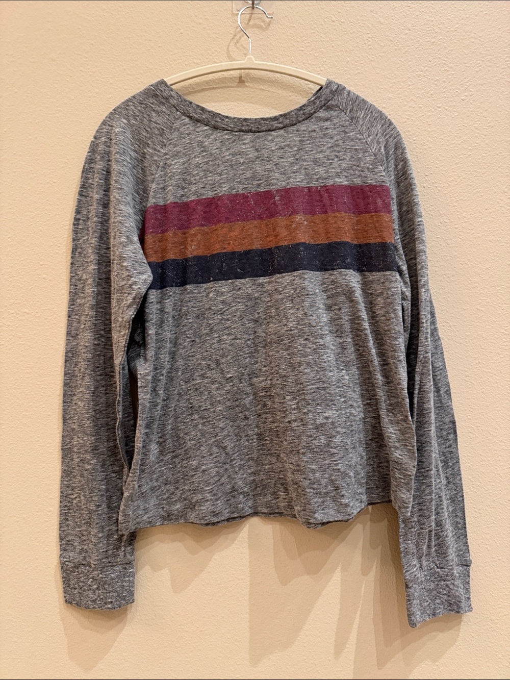 Evereve Women’s Grey Long-Sleeve Crewneck Top with Striped Chest NWT